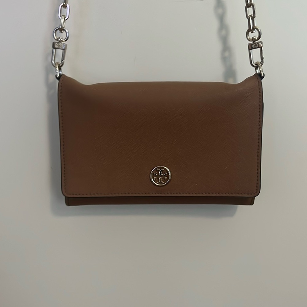 Tory Burch Robinson Small Brown Tan Crossbody with gold chain link